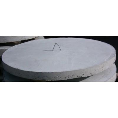 Round concrete soak hole lid with a lifting handle